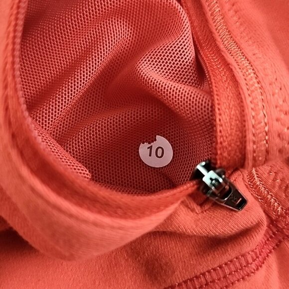 Lululemon Forme Jacket Brushed Love Red Deep Coal Stretch Size 10 - Picture 12 of 16